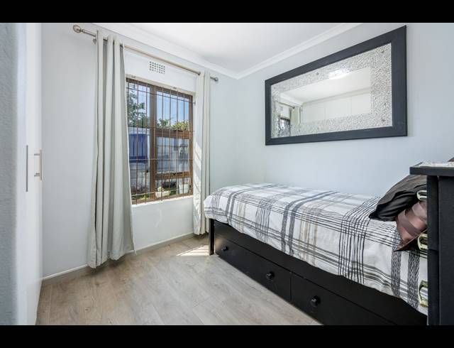 3 BEDROOM HOUSE FOR SALE IN VIKING VILLAGE